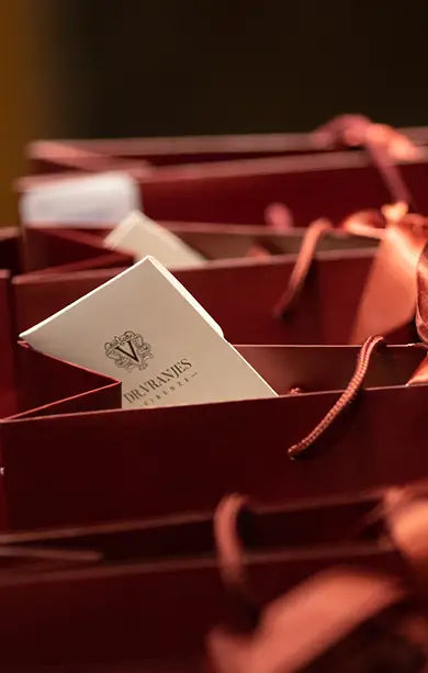 Oud Nobile Luxury Candle and 250ml Diffuser Gift Set - Dr Vranjes