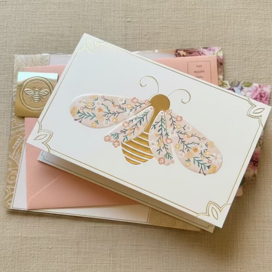 Floral Bee Greeting Card 10 × 15 cm – Martha Stewart