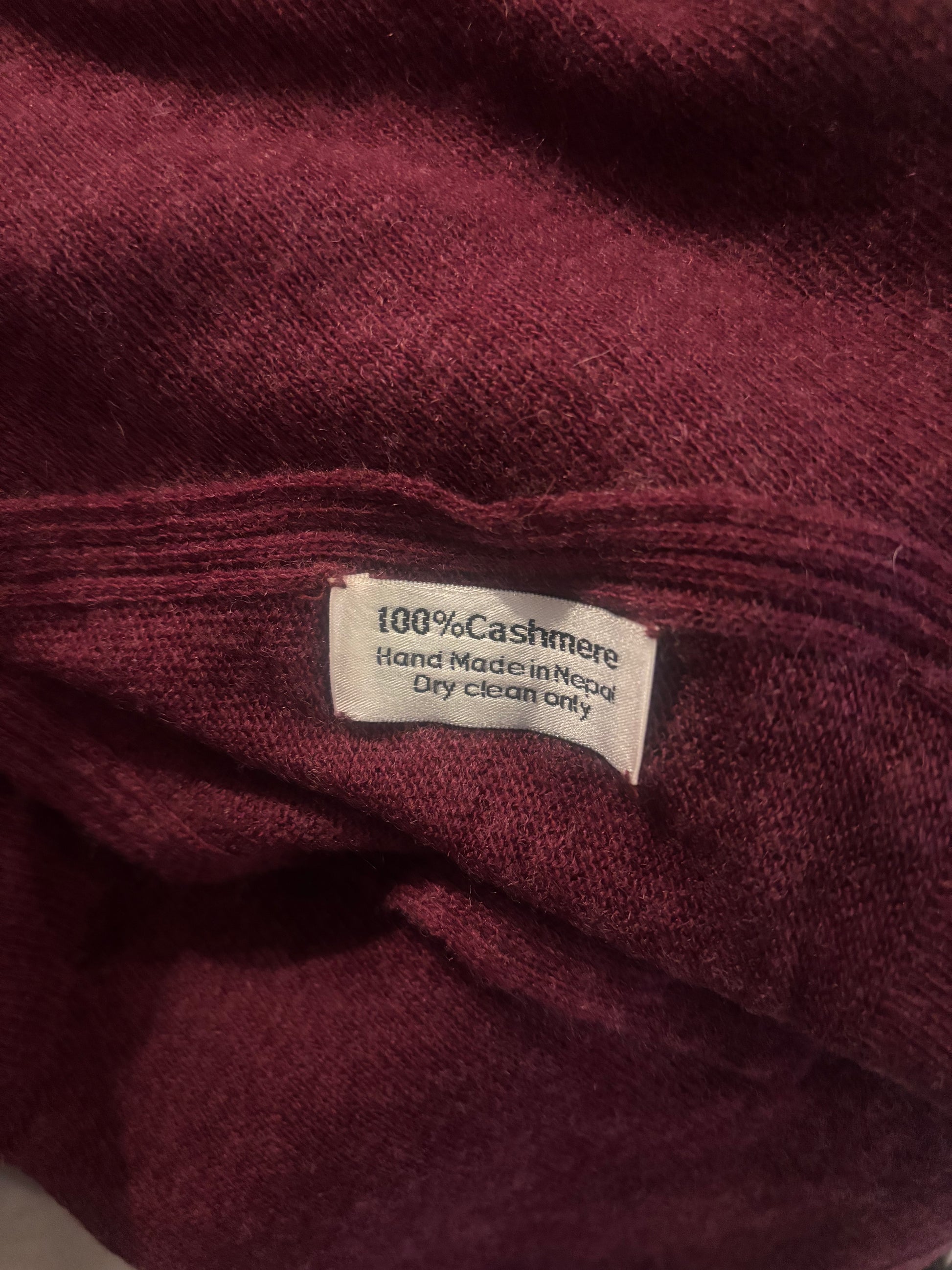 Classic 100% Cashmere Travel Wrap Blanket - Cashmere Wrap - view 10