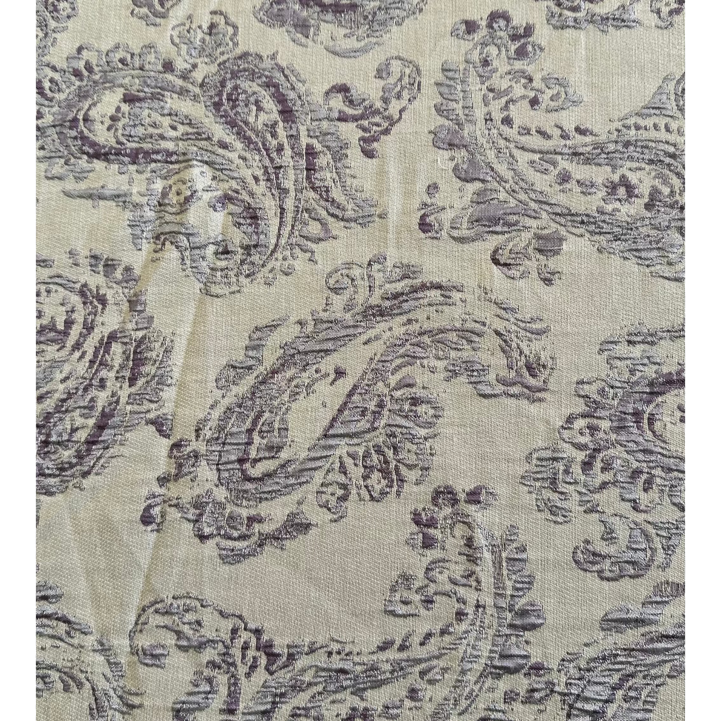 Eclectic dusty plum paisley round tablecloth with a textured linen-look finish and intricate European-inspired pattern