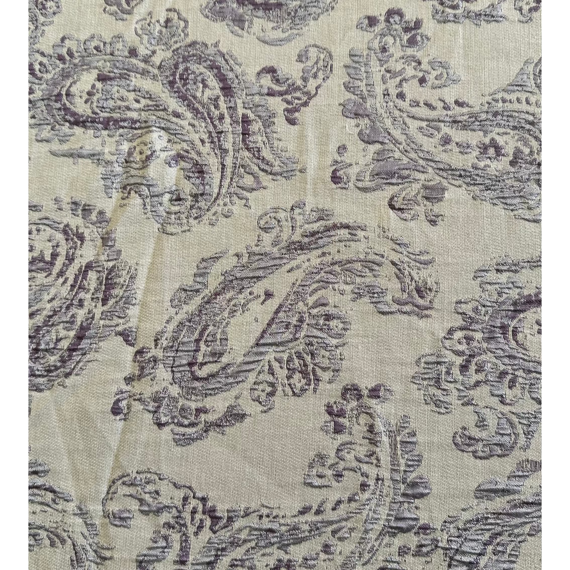 Eclectic dusty plum paisley round tablecloth with a textured linen-look finish and intricate European-inspired pattern