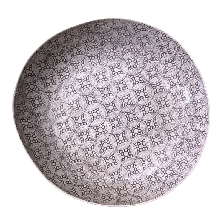 Eclectic Wonki Ware large handcrafted pottery pie dish with a grey and white geometric pattern